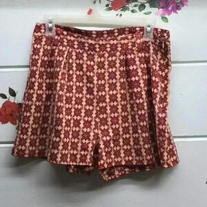 shrinking Violet. Women shorts size large.